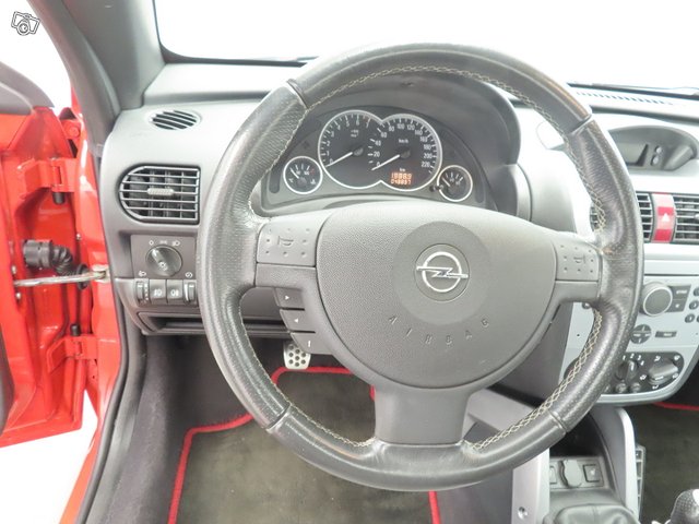 Opel Tigra 17
