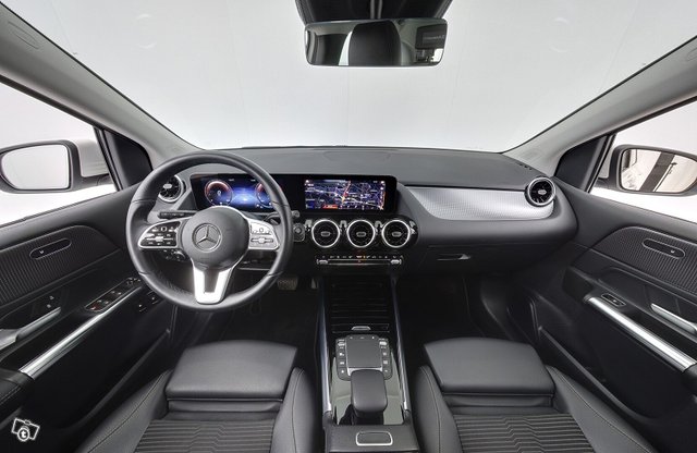 Mercedes-Benz B 13
