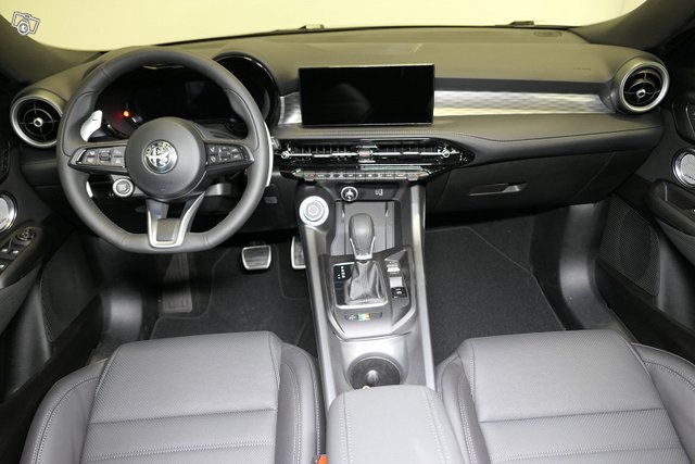 Alfa Romeo Tonale 10