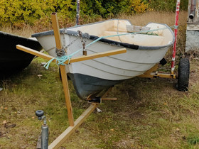 Vene+5hp Johnsson ja rantatraileri, Moottoriveneet, Veneet, Kokkola, Tori.fi Vene+5hp Johnsson ja rantatraileri, Moottoriveneet, Veneet, Kokkola, Tori.fi