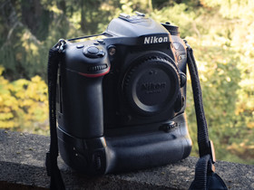 Nikon D7100 + aito Nikonin akkukahva, Kamerat, Kamerat ja valokuvaus, Tampere, Tori.fi Nikon D7100 + aito Nikonin akkukahva, Kamerat, Kamerat ja valokuvaus, Tampere, Tori.fi