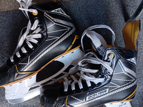 Bauer Supreme S160se 36.5, Jääkiekko ja luistelu, Urheilu ja ulkoilu, Lohja, Tori.fi Bauer Supreme S160se 36.5, Jääkiekko ja luistelu, Urheilu ja ulkoilu, Lohja, Tori.fi