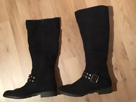 Tummansiniset mokkasaappaat, koko 41, Vaatteet ja kengät, Helsinki, Tori.fi Tummansiniset mokkasaappaat, koko 41, Vaatteet ja kengät, Helsinki, Tori.fi