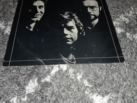 King Crimson, lp 25e, Musiikki CD, DVD ja äänitteet, Musiikki ja soittimet, Hattula, Tori.fi King Crimson, lp 25e, Musiikki CD, DVD ja äänitteet, Musiikki ja soittimet, Hattula, Tori.fi
