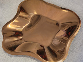 Iittala Aalto vati 358mm ruusukulta, Tarjoiluastiat, Keittiötarvikkeet ja astiat, Tampere, Tori.fi Iittala Aalto vati 358mm ruusukulta, Tarjoiluastiat, Keittiötarvikkeet ja astiat, Tampere, Tori.fi