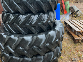 Rengas-sarja traktoriin 16.9/34 ja 380/70/24, Maatalouskoneet, Työkoneet ja kalusto, Luumäki, Tori.fi Rengas-sarja traktoriin 16.9/34 ja 380/70/24, Maatalouskoneet, Työkoneet ja kalusto, Luumäki, Tori.fi