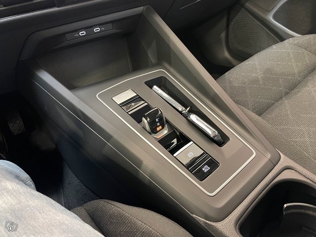 Volkswagen Golf 18