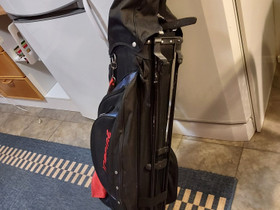 Golf setti, Pelit ja muut harrastukset, Imatra, Tori.fi Golf setti, Pelit ja muut harrastukset, Imatra, Tori.fi