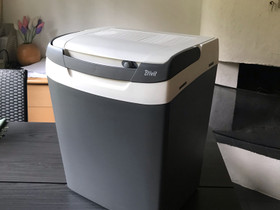 Kylmälaukku Crivit 30l, 12V/230V, Matkailuautojen tarvikkeet, Matkailuautojen tarvikkeet, Ylöjärvi, Tori.fi Kylmälaukku Crivit 30l, 12V/230V, Matkailuautojen tarvikkeet, Matkailuautojen tarvikkeet, Ylöjärvi, Tori.fi
