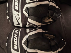 Lasten Bauer jääkiekkohanskat, Jääkiekko ja luistelu, Urheilu ja ulkoilu, Kaarina, Tori.fi Lasten Bauer jääkiekkohanskat, Jääkiekko ja luistelu, Urheilu ja ulkoilu, Kaarina, Tori.fi