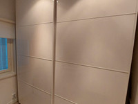 Ikea PAX 200cm vaatekaappi liukuovilla