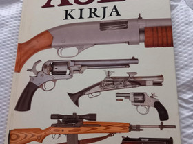 Suuri asekirja, Harrastekirjat, Kirjat ja lehdet, Vihti, Tori.fi Suuri asekirja, Harrastekirjat, Kirjat ja lehdet, Vihti, Tori.fi