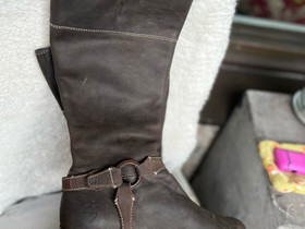 Timberland - nahkasaappaat, Vaatteet ja kengät, Hämeenlinna, Tori.fi Timberland - nahkasaappaat, Vaatteet ja kengät, Hämeenlinna, Tori.fi