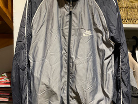 Vintage nike tuulitakki, Vaatteet ja kengät, Kuopio, Tori.fi Vintage nike tuulitakki, Vaatteet ja kengät, Kuopio, Tori.fi