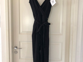 Uusi Kaiko belted jumpsuit (s), Vaatteet ja kengät, Kajaani, Tori.fi Uusi Kaiko belted jumpsuit (s), Vaatteet ja kengät, Kajaani, Tori.fi
