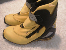 Salomon equipe monot 38, Hiihto, Urheilu ja ulkoilu, Rusko, Tori.fi Salomon equipe monot 38, Hiihto, Urheilu ja ulkoilu, Rusko, Tori.fi