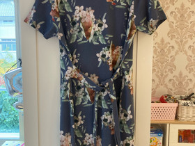 Kaikon mekko L, Vaatteet ja kengät, Turku, Tori.fi Kaikon mekko L, Vaatteet ja kengät, Turku, Tori.fi