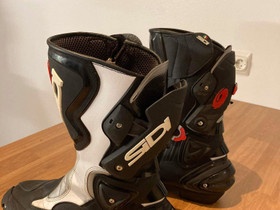 SIDI vertigo kengät, Ajoasut, kengät ja kypärät, Mototarvikkeet ja varaosat, Nurmijärvi, Tori.fi SIDI vertigo kengät, Ajoasut, kengät ja kypärät, Mototarvikkeet ja varaosat, Nurmijärvi, Tori.fi