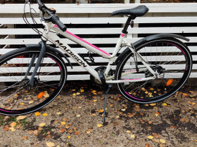 Madison pyörä, Hybridipyörät, Polkupyörät ja pyöräily, Äänekoski, Tori.fi Madison pyörä, Hybridipyörät, Polkupyörät ja pyöräily, Äänekoski, Tori.fi