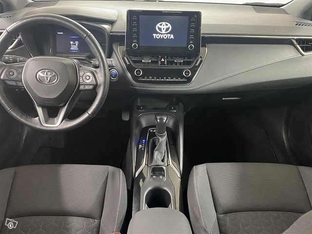 TOYOTA COROLLA 8