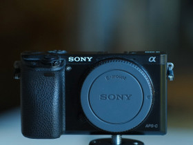 Sony a6000 + Sigma 16mm/1.4 + laukku, Kamerat, Kamerat ja valokuvaus, Kolari, Tori.fi