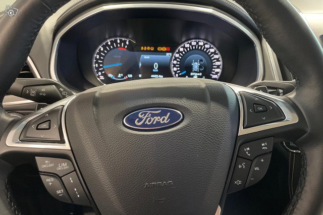 Ford Edge 16