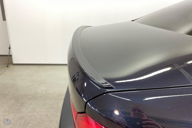 BMW M550i 13