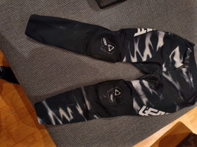 Leatt Pant Moto 3.5 jr koko xl, Ajoasut, kengät ja kypärät, Mototarvikkeet ja varaosat, Lahti, Tori.fi Leatt Pant Moto 3.5 jr koko xl, Ajoasut, kengät ja kypärät, Mototarvikkeet ja varaosat, Lahti, Tori.fi