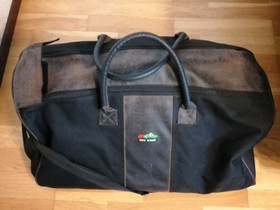 Laukku, Laukut ja hatut, Asusteet ja kellot, Pietarsaari, Tori.fi Laukku, Laukut ja hatut, Asusteet ja kellot, Pietarsaari, Tori.fi
