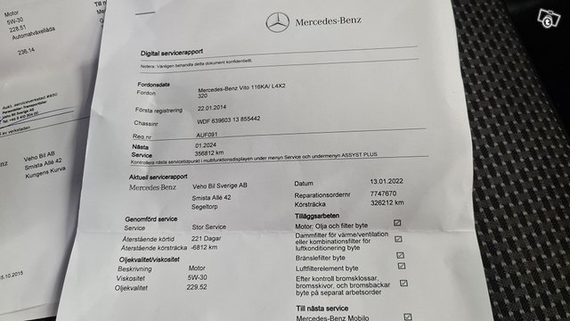 Mercedes-Benz Vito 12