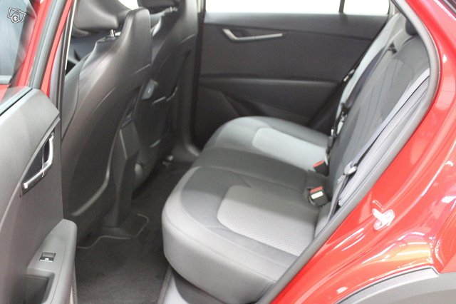 Kia NIRO 11