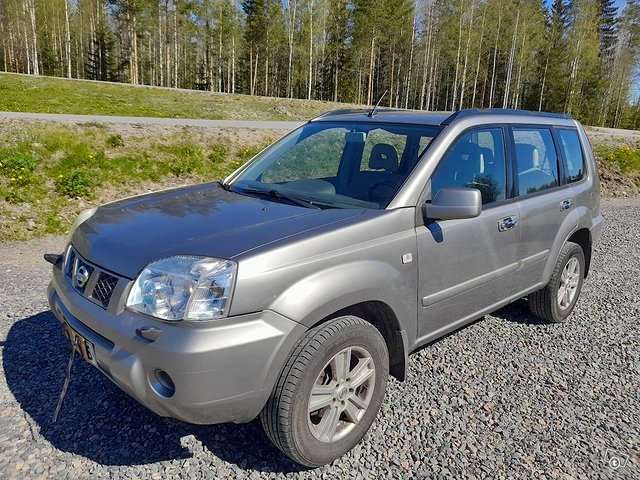 Nissan X-Trail 2