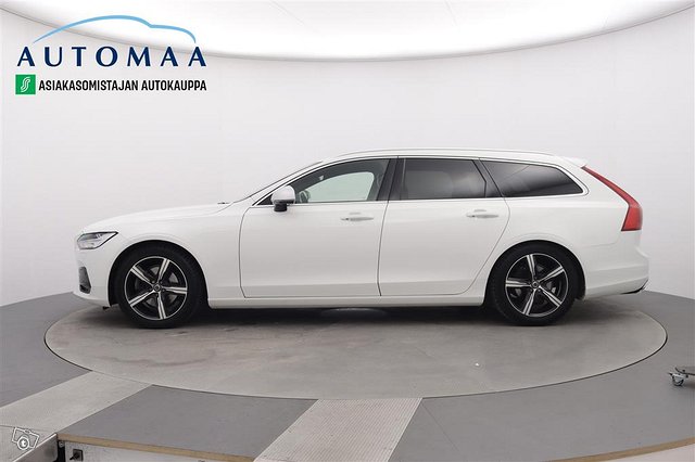VOLVO V90 7
