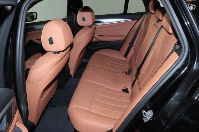 BMW 5-SARJA 13