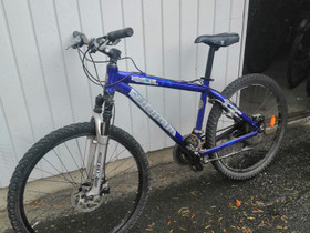 Bianchi DOSS, Maastopyörät, Polkupyörät ja pyöräily, Rovaniemi, Tori.fi Bianchi DOSS, Maastopyörät, Polkupyörät ja pyöräily, Rovaniemi, Tori.fi