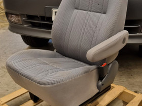 Hiacen yhden istuttava apukuskin penkki, Autovaraosat, Auton varaosat ja tarvikkeet, Kaarina, Tori.fi Hiacen yhden istuttava apukuskin penkki, Autovaraosat, Auton varaosat ja tarvikkeet, Kaarina, Tori.fi