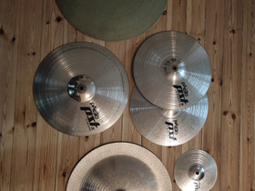Symbaalisetti Paiste, Rummut, Musiikki ja soittimet, Siilinjärvi, Tori.fi Symbaalisetti Paiste, Rummut, Musiikki ja soittimet, Siilinjärvi, Tori.fi