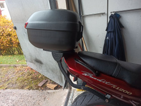 Kappa perälaukku, Moottoripyörän varaosat ja tarvikkeet, Mototarvikkeet ja varaosat, Lahti, Tori.fi Kappa perälaukku, Moottoripyörän varaosat ja tarvikkeet, Mototarvikkeet ja varaosat, Lahti, Tori.fi