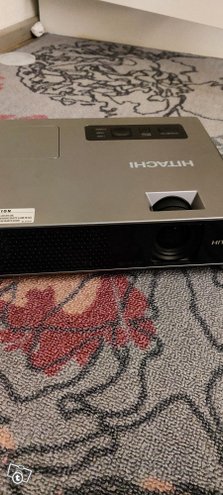 Hitachi ED-X22 projektori