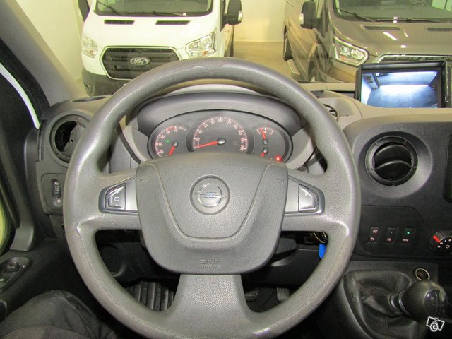 Opel Movano 19