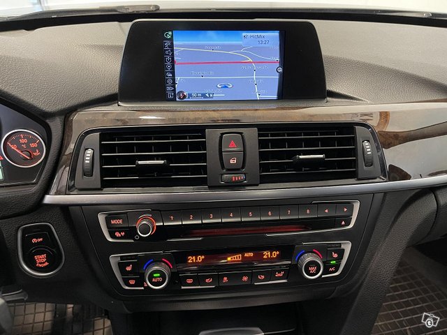 BMW 320 18