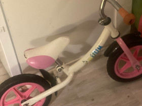 Potkupyörä Muumi, Lasten pyörät, Polkupyörät ja pyöräily, Tampere, Tori.fi Potkupyörä Muumi, Lasten pyörät, Polkupyörät ja pyöräily, Tampere, Tori.fi