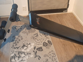 Vatsalihaspenkki, Kuntoilu ja fitness, Urheilu ja ulkoilu, Pori, Tori.fi Vatsalihaspenkki, Kuntoilu ja fitness, Urheilu ja ulkoilu, Pori, Tori.fi