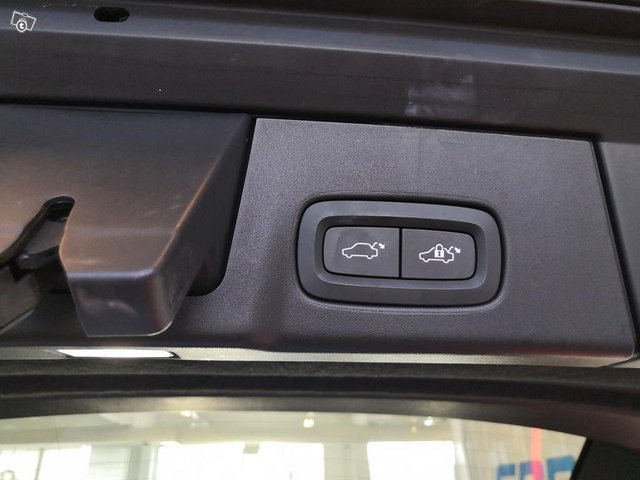 Volvo V90 3