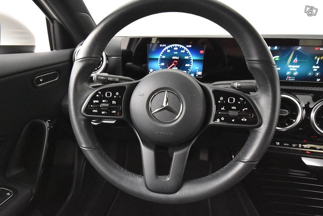 Mercedes-Benz A 17