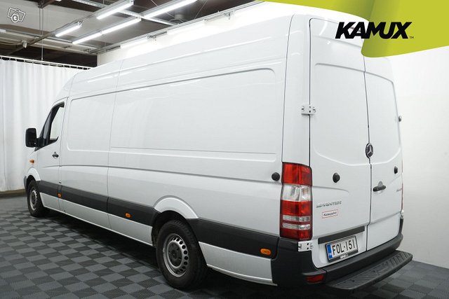 Mercedes-Benz Sprinter 9