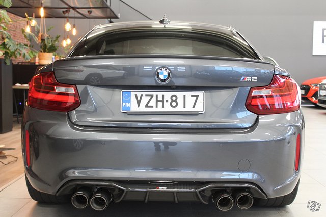 BMW M2 6