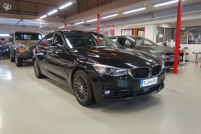 BMW 330 Gran Turismo 3