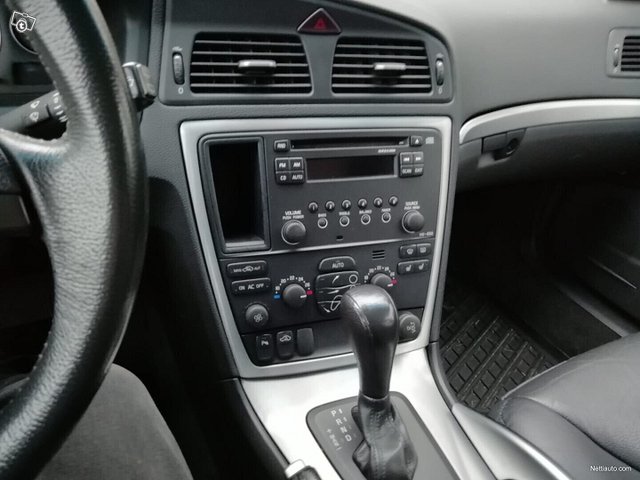 Volvo XC70 6