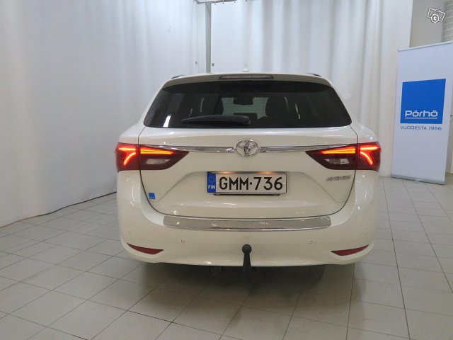Toyota AVENSIS 7